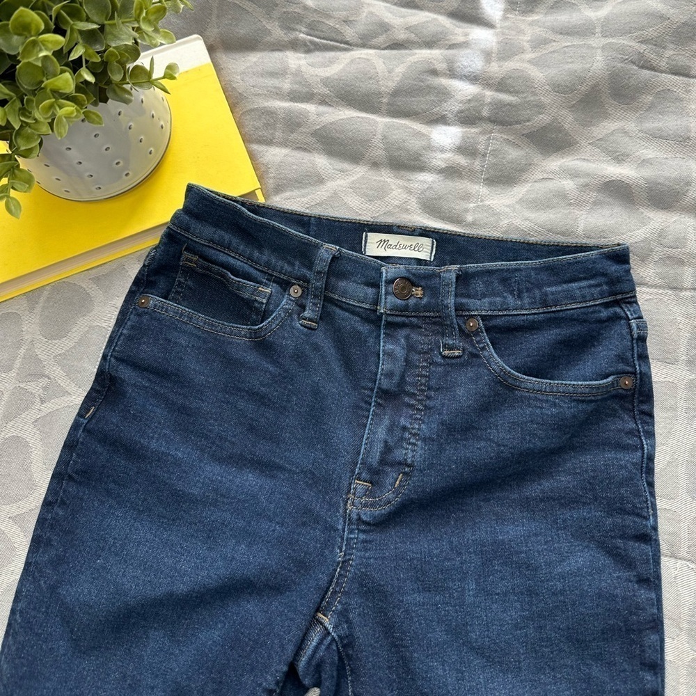 Madewell 9” Mid-Rise Skinny Dark Wash Jean Size 27 - Picture 2 of 4